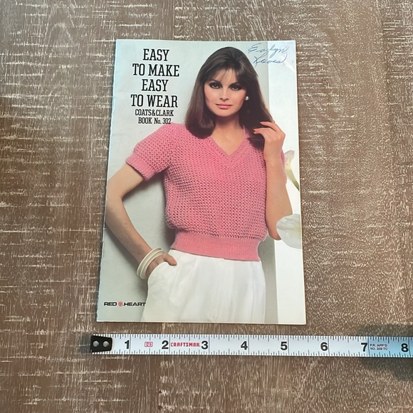 Vintage Coats & Clark’s Book No 302, Easy to Make Easy to Wear Knit and Crochet - Picture 3 of 7